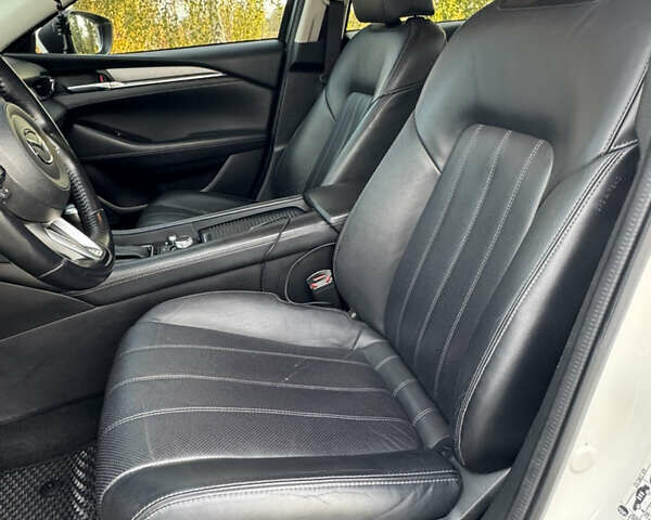 Мазда 6 2019 в Черкассах на Automoto.ua Белый Мазда 6, объемом двигателя 2.49 л и пробегом 148 тыс. км за 15500 $, фото 13 на Automoto.ua