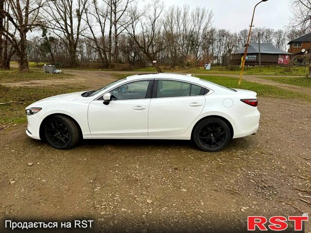 Белый Мазда 6, объемом двигателя 2.5 л и пробегом 31 тыс. км за 25000 $, фото 4 на Automoto.ua