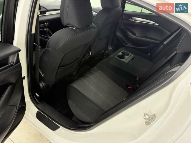 Белый Мазда 6, объемом двигателя 2 л и пробегом 110 тыс. км за 20500 $, фото 19 на Automoto.ua