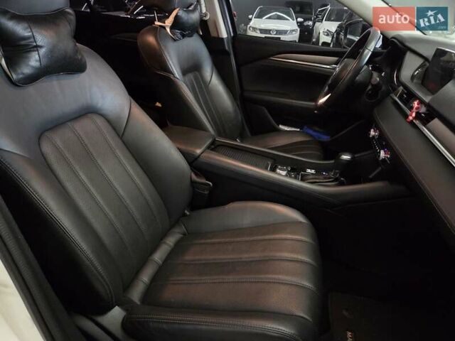 Белый Мазда 6, объемом двигателя 2.5 л и пробегом 93 тыс. км за 17899 $, фото 8 на Automoto.ua