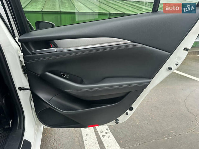 Білий Мазда 6, об'ємом двигуна 2.49 л та пробігом 148 тис. км за 15700 $, фото 24 на Automoto.ua