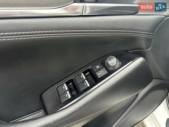 Білий Мазда 6, об'ємом двигуна 2.49 л та пробігом 148 тис. км за 15700 $, фото 17 на Automoto.ua