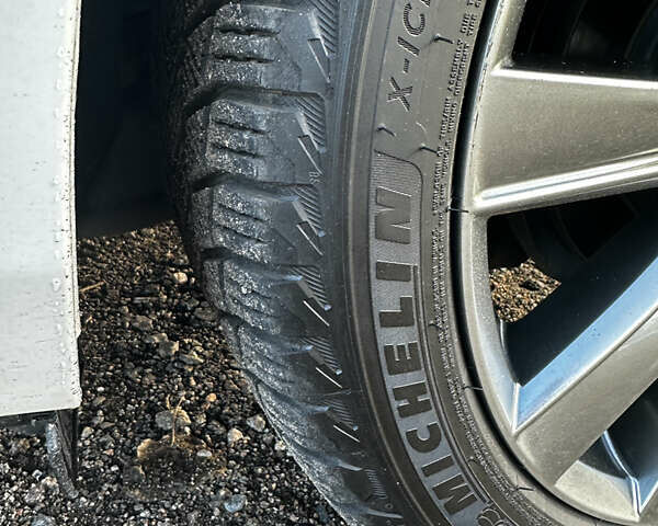 Білий Мазда 6, об'ємом двигуна 2.49 л та пробігом 45 тис. км за 25500 $, фото 26 на Automoto.ua