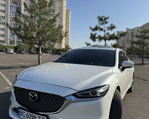 Белый Мазда 6, объемом двигателя 2.49 л и пробегом 100 тыс. км за 24000 $, фото 5 на Automoto.ua
