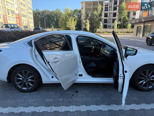 Белый Мазда 6, объемом двигателя 2 л и пробегом 134 тыс. км за 21100 $, фото 12 на Automoto.ua