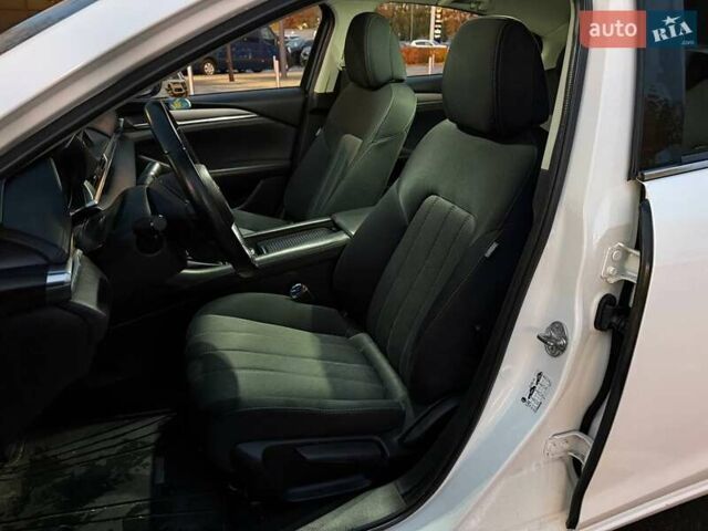 Мазда 6 2019 у Києві на Automoto.ua Білий Мазда 6, об'ємом двигуна 2 л та пробігом 120 тис. км за 18490 $, фото 8 на Automoto.ua