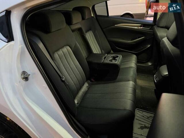 Мазда 6 2019 у Києві на Automoto.ua Білий Мазда 6, об'ємом двигуна 2 л та пробігом 120 тис. км за 18490 $, фото 10 на Automoto.ua