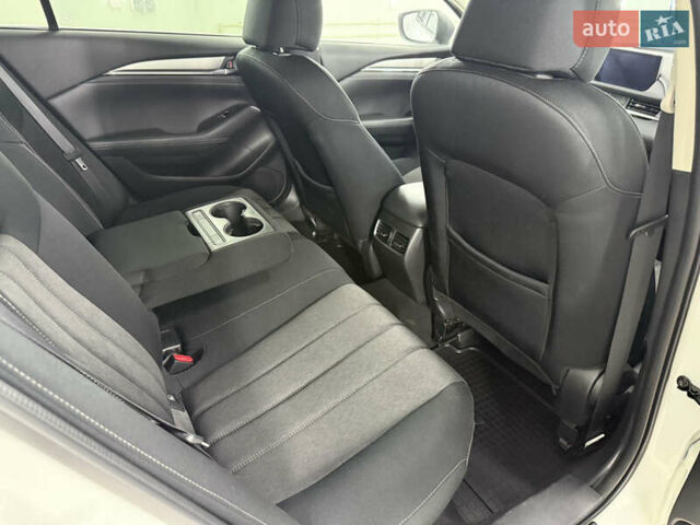 Белый Мазда 6, объемом двигателя 2 л и пробегом 110 тыс. км за 20500 $, фото 21 на Automoto.ua