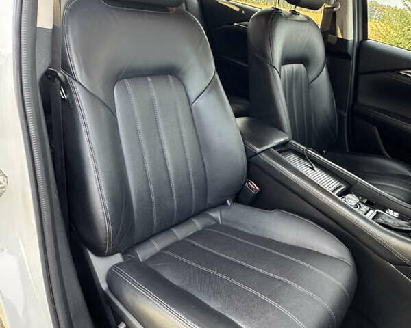 Мазда 6 2019 в Черкассах на Automoto.ua Белый Мазда 6, объемом двигателя 2.49 л и пробегом 148 тыс. км за 15500 $, фото 10 на Automoto.ua
