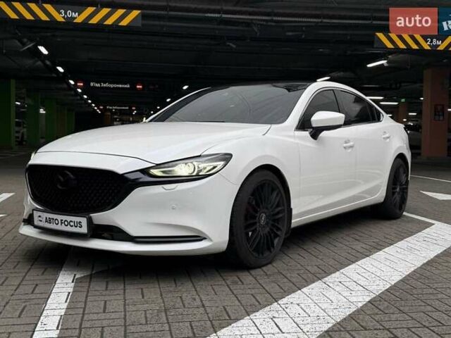 Белый Мазда 6, объемом двигателя 2 л и пробегом 121 тыс. км за 17990 $, фото 3 на Automoto.ua
