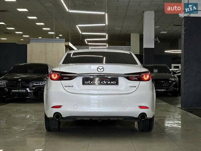Белый Мазда 6, объемом двигателя 2.5 л и пробегом 93 тыс. км за 17899 $, фото 3 на Automoto.ua