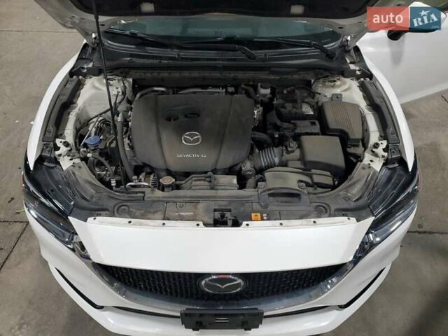 Білий Мазда 6, об'ємом двигуна 2.49 л та пробігом 55 тис. км за 2900 $, фото 10 на Automoto.ua