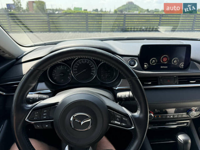Белый Мазда 6, объемом двигателя 2 л и пробегом 57 тыс. км за 19999 $, фото 16 на Automoto.ua