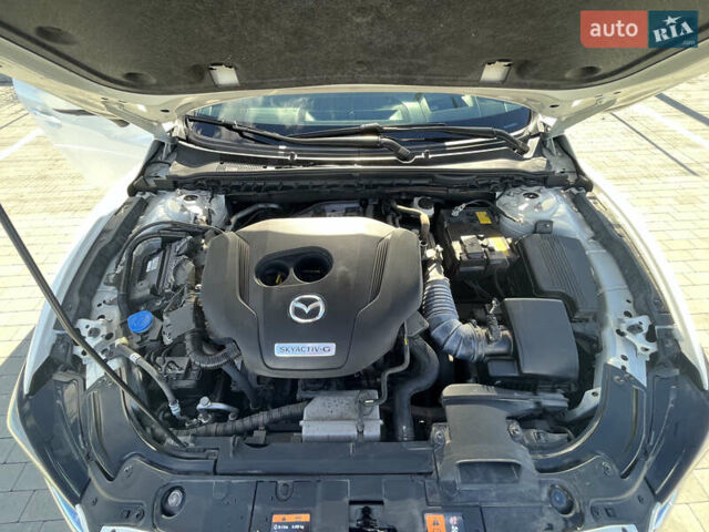 Мазда 6 2020 в Киеве на Automoto.ua Белый Мазда 6, объемом двигателя 2.49 л и пробегом 74 тыс. км за 25300 $, фото 1 на Automoto.ua