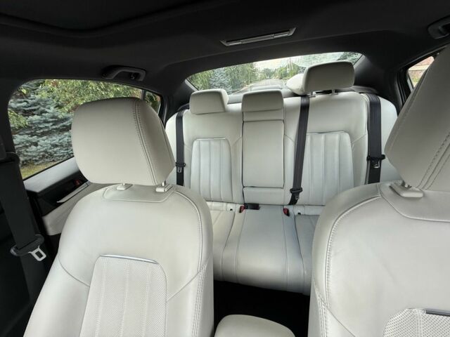 Белый Мазда 6, объемом двигателя 2.5 л и пробегом 60 тыс. км за 22000 $, фото 7 на Automoto.ua