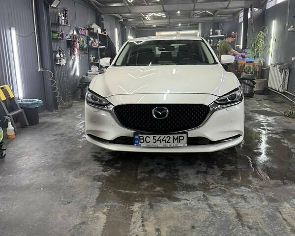 Белый Мазда 6, объемом двигателя 2 л и пробегом 127 тыс. км за 18000 $, фото 8 на Automoto.ua