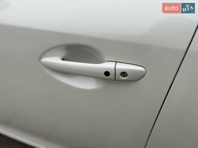 Белый Мазда 6, объемом двигателя 2.49 л и пробегом 91 тыс. км за 19900 $, фото 16 на Automoto.ua