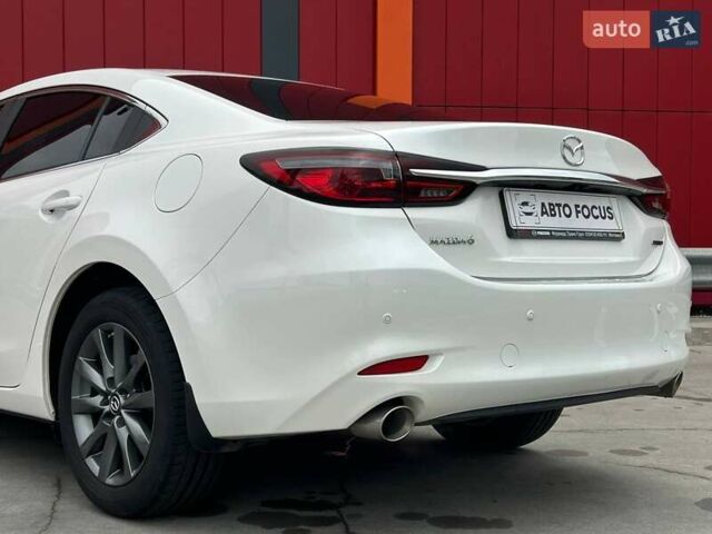 Білий Мазда 6, об'ємом двигуна 2 л та пробігом 22 тис. км за 23490 $, фото 5 на Automoto.ua
