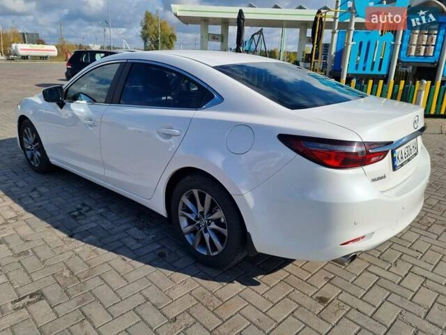 Білий Мазда 6, об'ємом двигуна 2 л та пробігом 51 тис. км за 25500 $, фото 10 на Automoto.ua