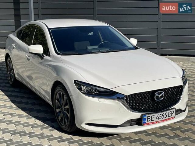 Білий Мазда 6, об'ємом двигуна 2 л та пробігом 18 тис. км за 23900 $, фото 3 на Automoto.ua