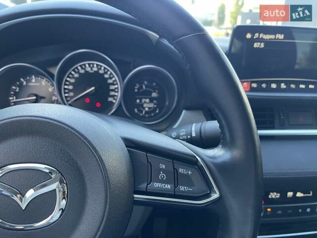 Білий Мазда 6, об'ємом двигуна 2 л та пробігом 18 тис. км за 23900 $, фото 30 на Automoto.ua