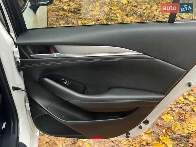 Белый Мазда 6, объемом двигателя 2 л и пробегом 52 тыс. км за 24990 $, фото 25 на Automoto.ua
