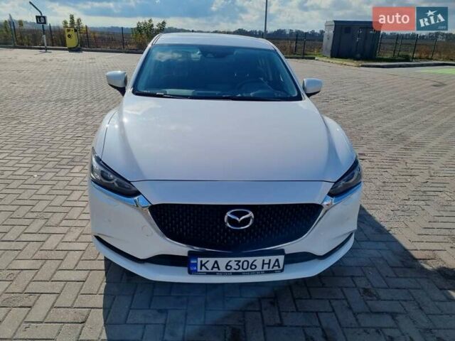 Білий Мазда 6, об'ємом двигуна 2 л та пробігом 51 тис. км за 25500 $, фото 2 на Automoto.ua