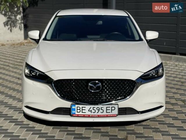 Белый Мазда 6, объемом двигателя 2 л и пробегом 18 тыс. км за 22999 $, фото 1 на Automoto.ua