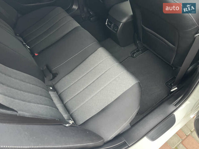 Білий Мазда 6, об'ємом двигуна 2 л та пробігом 22 тис. км за 23400 $, фото 35 на Automoto.ua