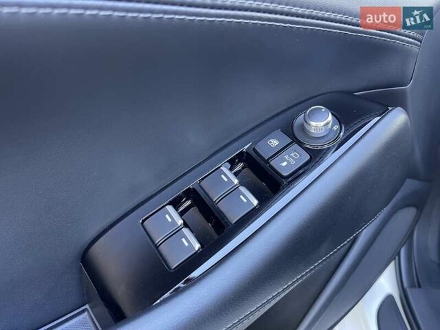 Белый Мазда 6, объемом двигателя 2 л и пробегом 18 тыс. км за 22999 $, фото 21 на Automoto.ua