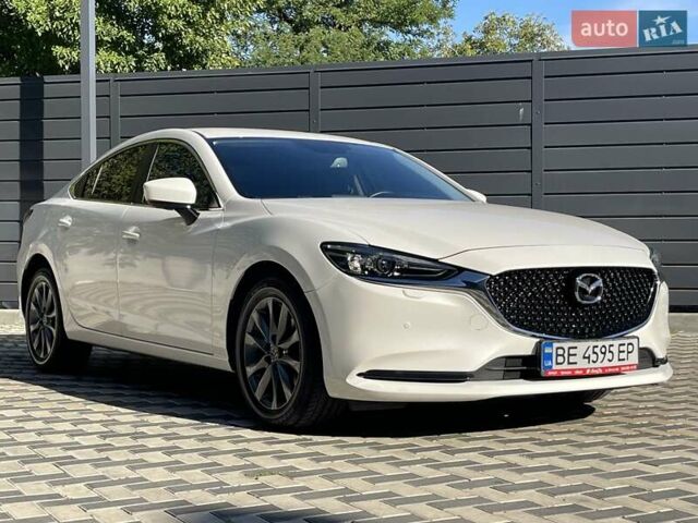 Білий Мазда 6, об'ємом двигуна 2 л та пробігом 18 тис. км за 23900 $, фото 5 на Automoto.ua