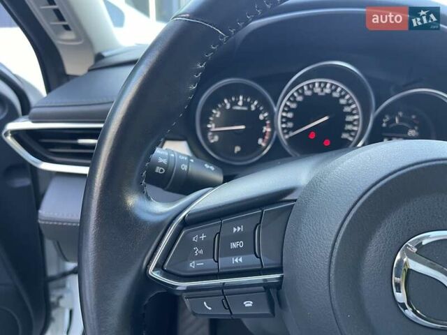 Белый Мазда 6, объемом двигателя 2 л и пробегом 18 тыс. км за 22999 $, фото 41 на Automoto.ua