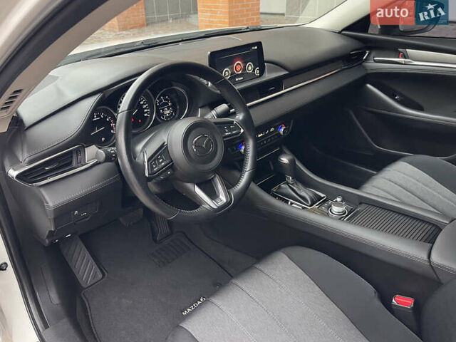 Білий Мазда 6, об'ємом двигуна 2 л та пробігом 22 тис. км за 23400 $, фото 21 на Automoto.ua