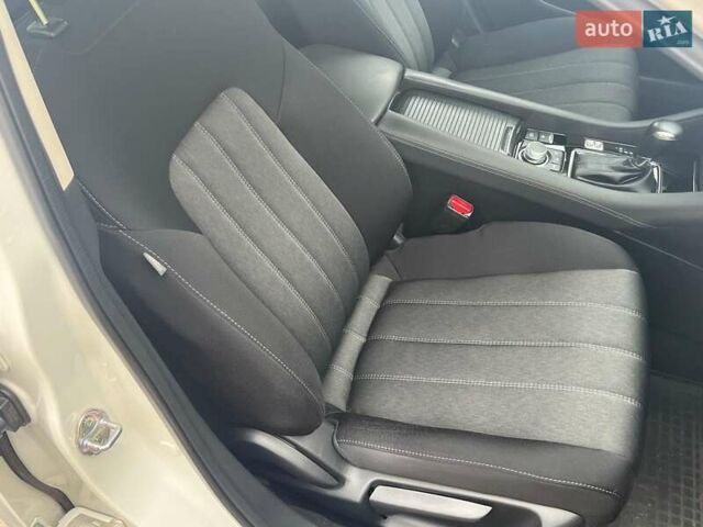 Белый Мазда 6, объемом двигателя 2 л и пробегом 52 тыс. км за 24990 $, фото 31 на Automoto.ua