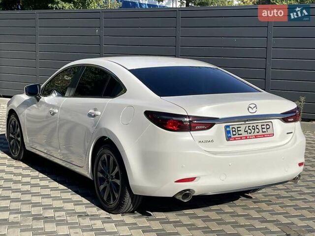 Білий Мазда 6, об'ємом двигуна 2 л та пробігом 18 тис. км за 23900 $, фото 14 на Automoto.ua
