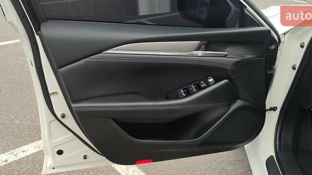 Білий Мазда 6, об'ємом двигуна 2.49 л та пробігом 52 тис. км за 26900 $, фото 13 на Automoto.ua