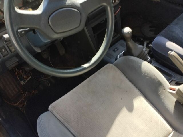 Білий Мазда 6, об'ємом двигуна 0 л та пробігом 100 тис. км за 357 $, фото 3 на Automoto.ua