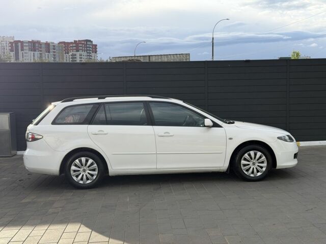 Білий Мазда 6, об'ємом двигуна 2 л та пробігом 333 тис. км за 4300 $, фото 2 на Automoto.ua