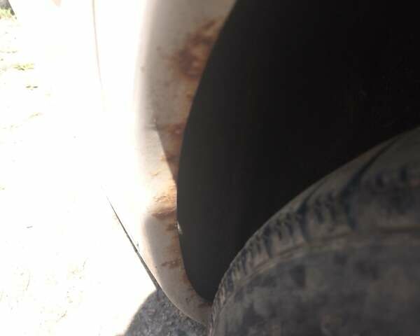 Белый Мазда 6, объемом двигателя 2 л и пробегом 290 тыс. км за 4200 $, фото 5 на Automoto.ua