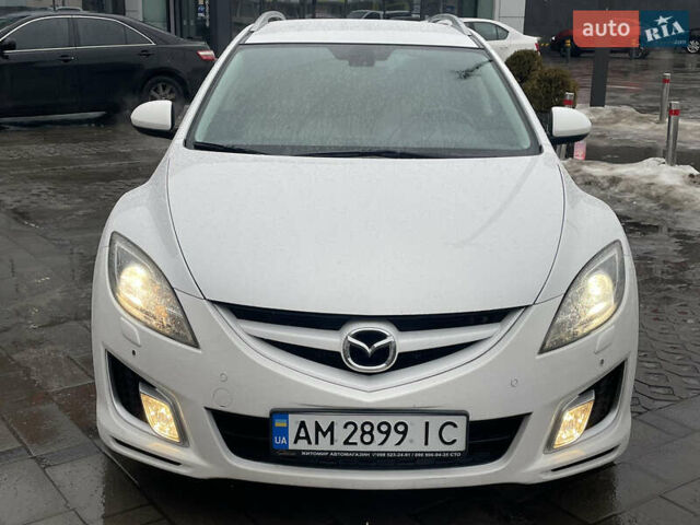 Білий Мазда 6, об'ємом двигуна 2 л та пробігом 203 тис. км за 7650 $, фото 5 на Automoto.ua