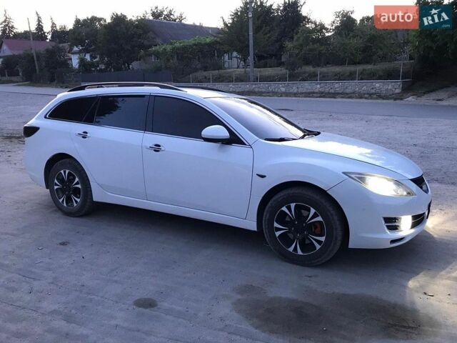 Белый Мазда 6, объемом двигателя 2 л и пробегом 340 тыс. км за 5800 $, фото 1 на Automoto.ua