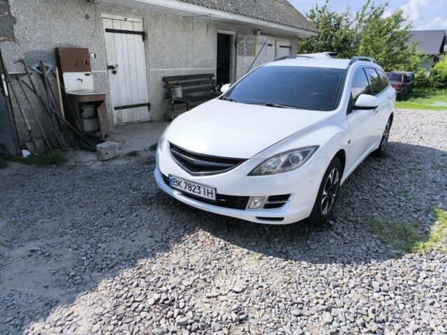 Белый Мазда 6, объемом двигателя 2 л и пробегом 339 тыс. км за 5800 $, фото 3 на Automoto.ua