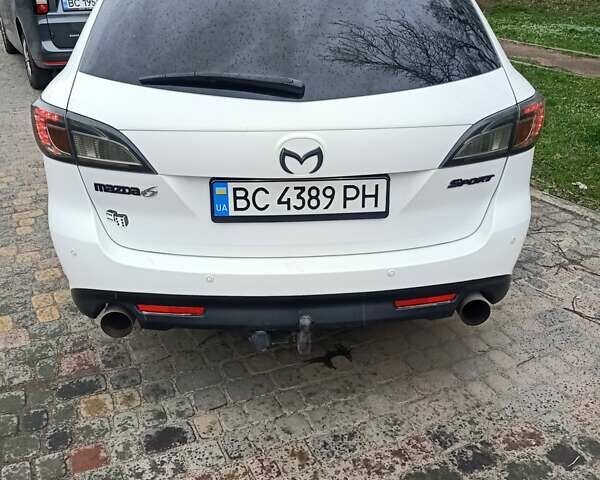 Белый Мазда 6, объемом двигателя 2.2 л и пробегом 326 тыс. км за 6500 $, фото 1 на Automoto.ua