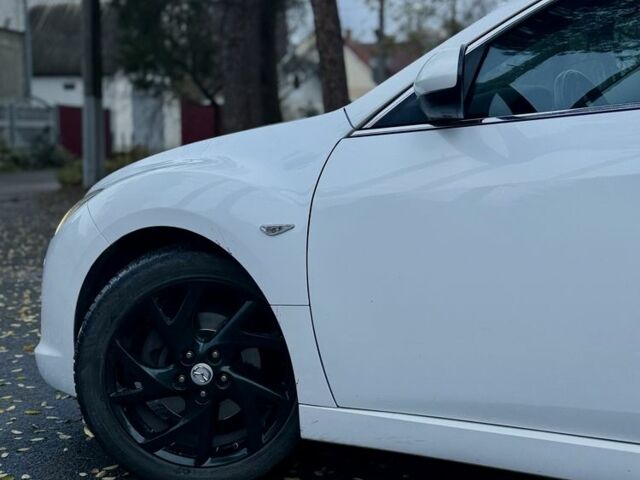 Белый Мазда 6, объемом двигателя 2.1 л и пробегом 268 тыс. км за 6900 $, фото 10 на Automoto.ua