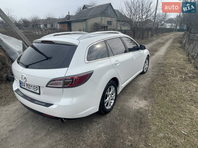 Білий Мазда 6, об'ємом двигуна 2 л та пробігом 335 тис. км за 5500 $, фото 7 на Automoto.ua