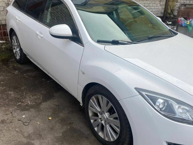 Белый Мазда 6, объемом двигателя 2.2 л и пробегом 220 тыс. км за 4400 $, фото 2 на Automoto.ua