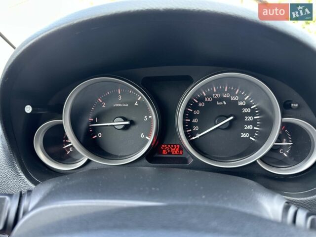 Белый Мазда 6, объемом двигателя 2 л и пробегом 252 тыс. км за 6900 $, фото 8 на Automoto.ua