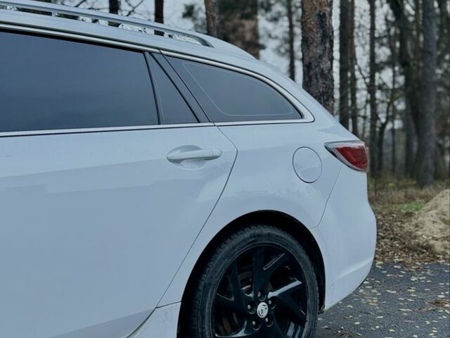 Белый Мазда 6, объемом двигателя 2.1 л и пробегом 268 тыс. км за 6900 $, фото 11 на Automoto.ua