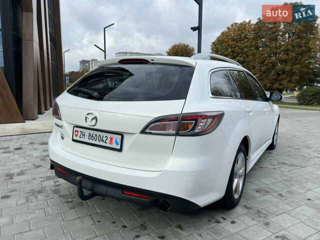 Белый Мазда 6, объемом двигателя 2 л и пробегом 204 тыс. км за 6800 $, фото 4 на Automoto.ua
