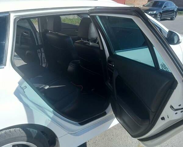 Белый Мазда 6, объемом двигателя 2.2 л и пробегом 255 тыс. км за 7200 $, фото 16 на Automoto.ua